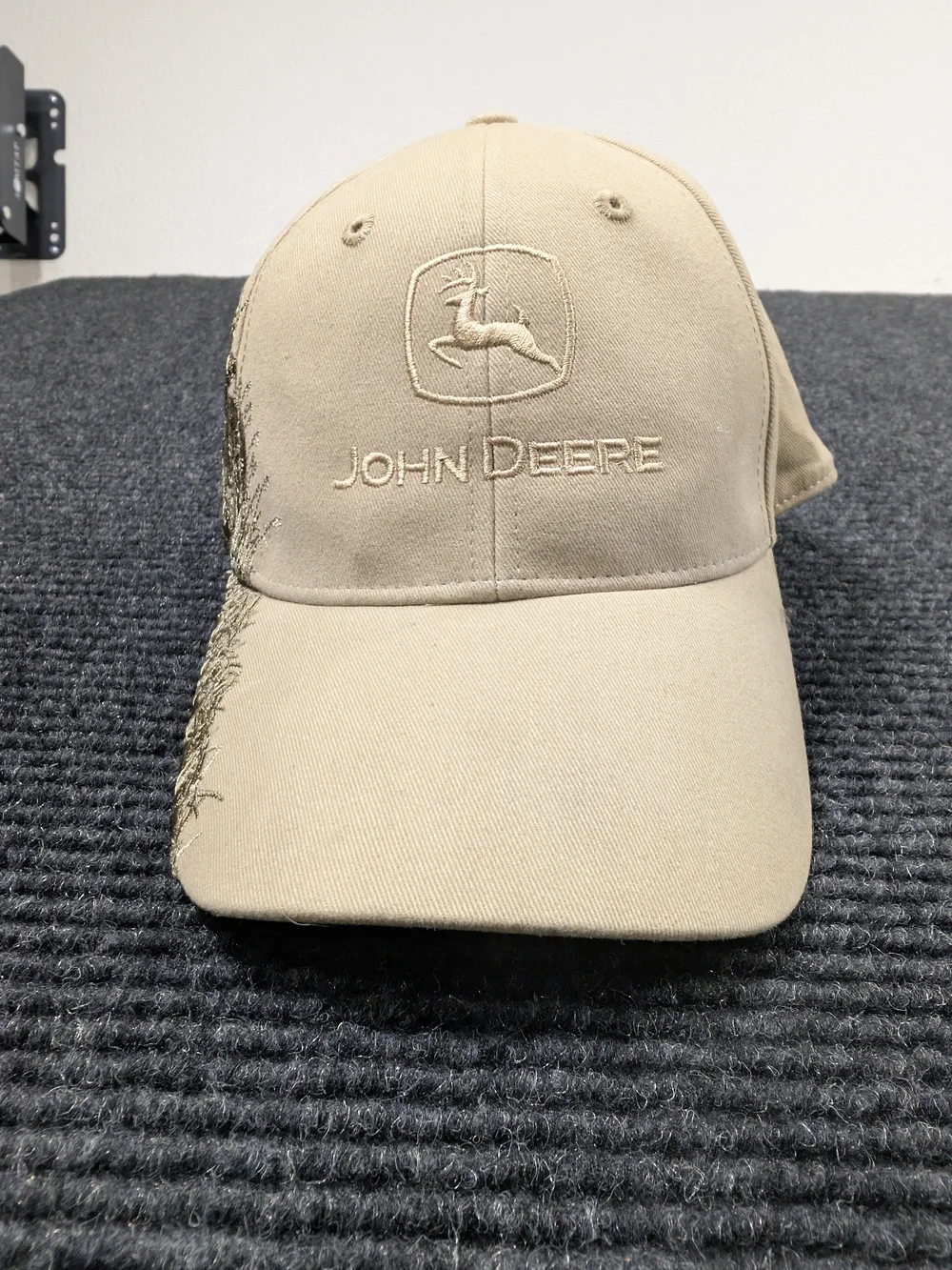 NWT John Deere Khaki Embroidered Elk Hat Camo Trim Cap